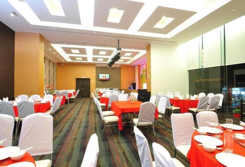 酒店 Mayflower Grande