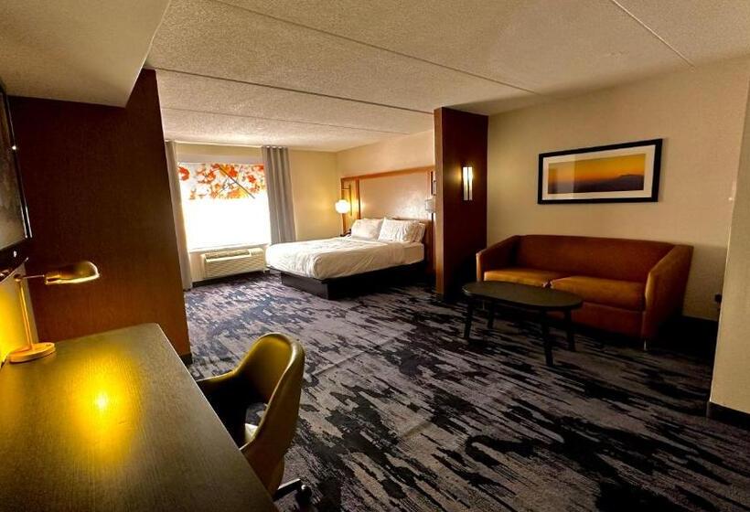 Newmarket Hotel And Suites