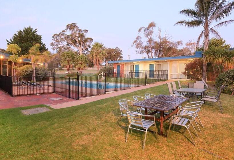 Ocean Views Motel Lakes Entrance