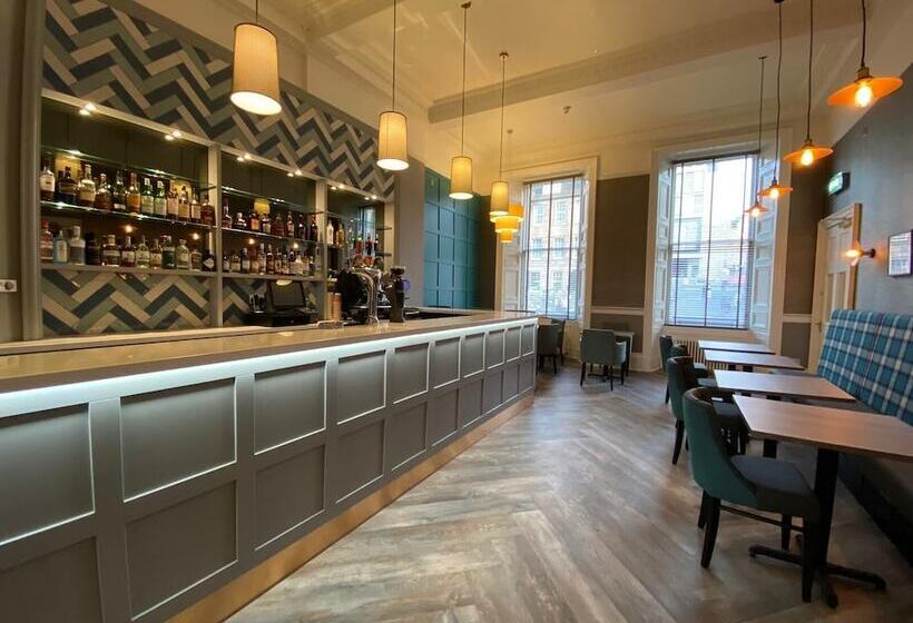 펜션 28 York Place