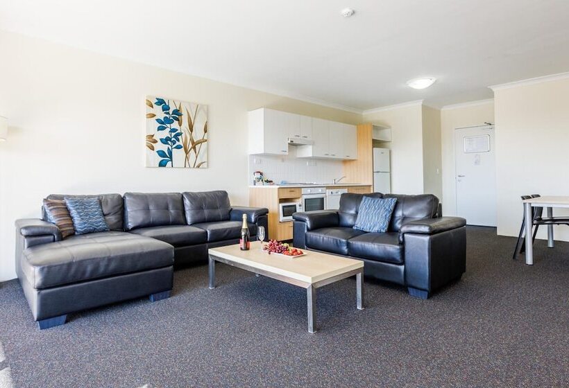 Perth Ascot Central Apartment Hotel Official