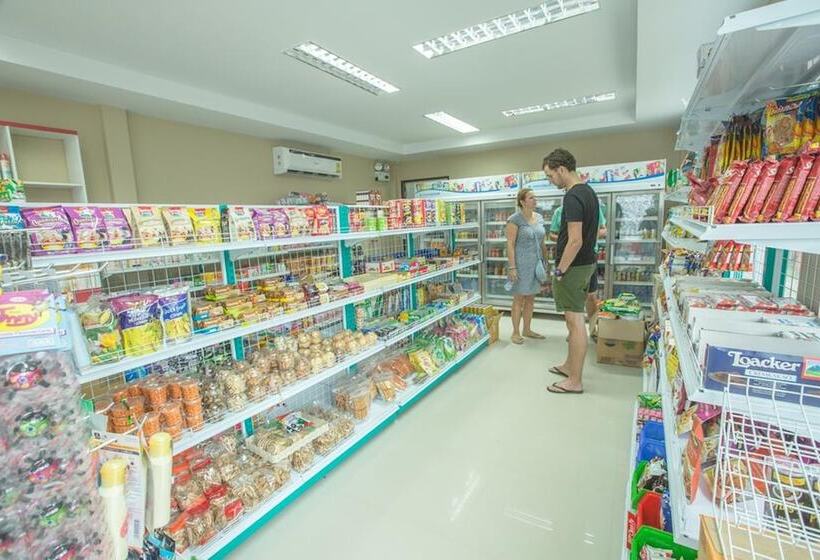 Phi Phi Andaman Beach Resort