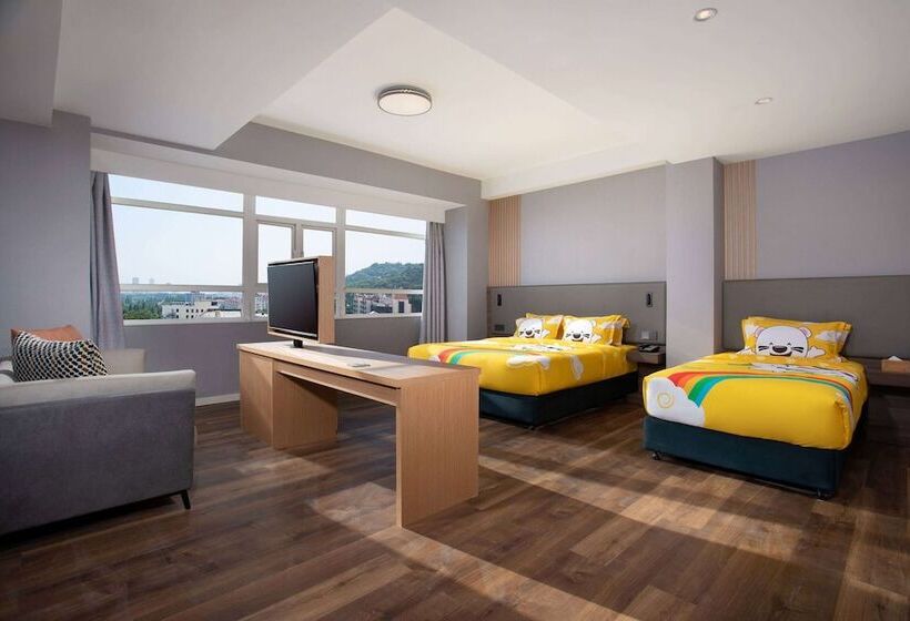 בית מלון כפרי Ramada Encore By Wyndham Qingdao Shinan