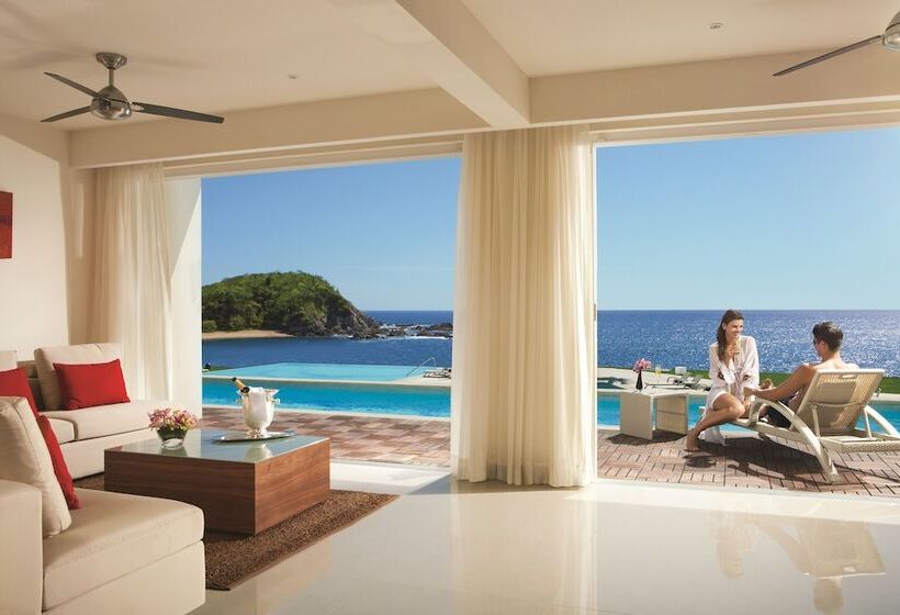 Secrets Huatulco Resort & Spa