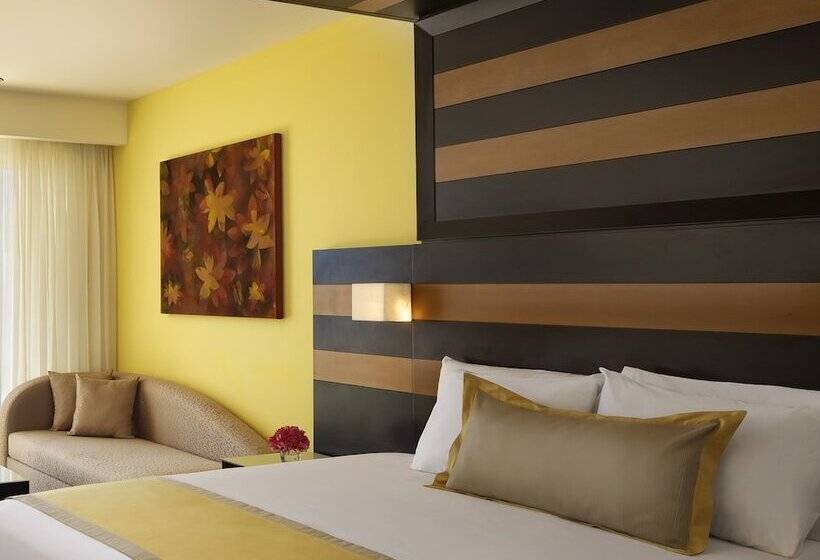 Secrets Huatulco Resort & Spa