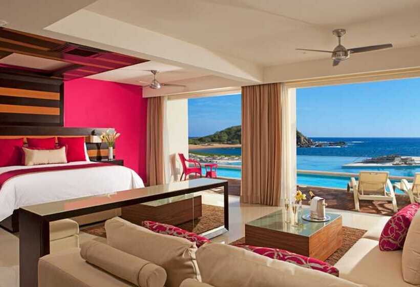 Secrets Huatulco Resort & Spa