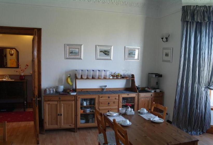 A Turasmara Guest House