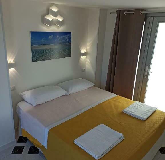 بنسيون Mare D Amare