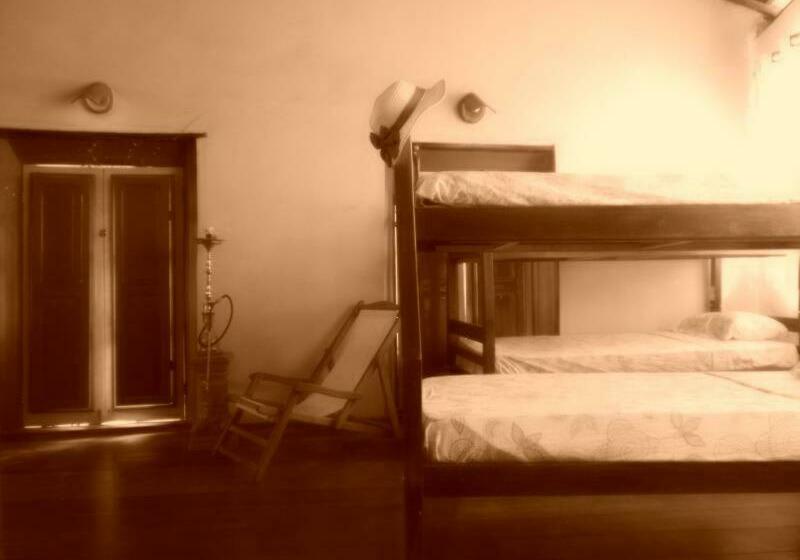 Café Hostel Kebab Salvador