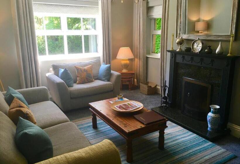 مبيت وإفطار Chatton Park House Adult Only