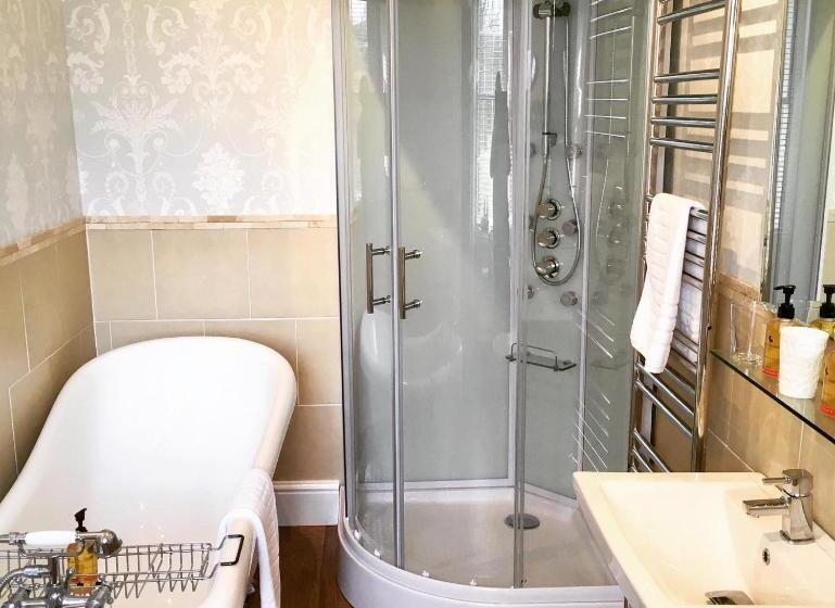 مبيت وإفطار Chatton Park House Adult Only