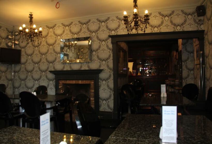 민박 Georgian House & Mews