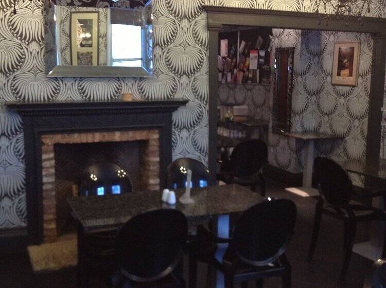 민박 Georgian House & Mews