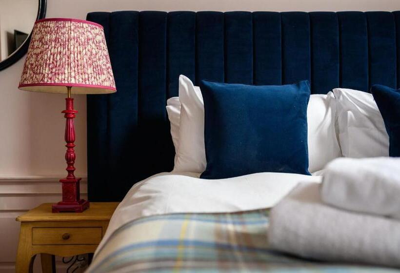 مبيت وإفطار Queen Charlotte Guesthouse