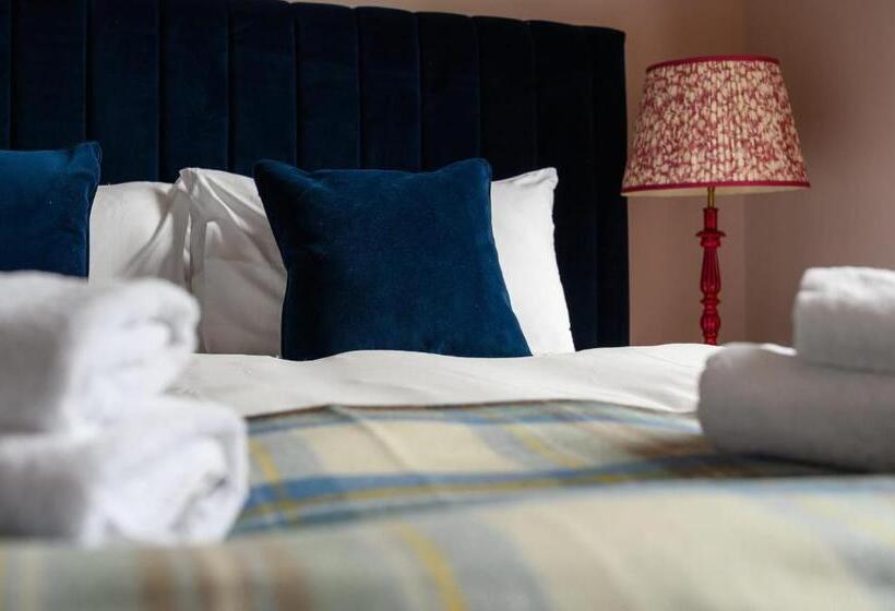 مبيت وإفطار Queen Charlotte Guesthouse