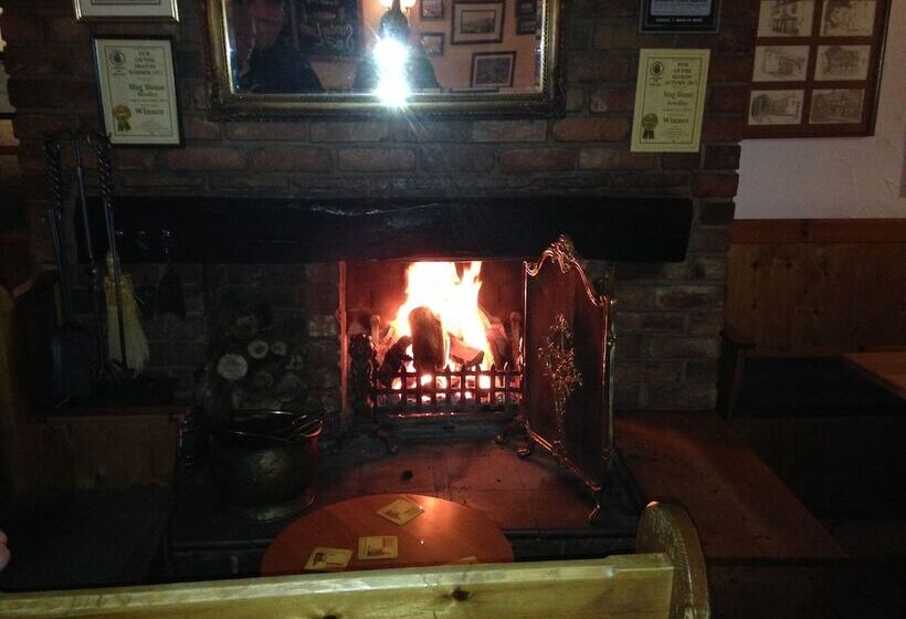 ベッドアンドブレックファースト The Mug House Inn