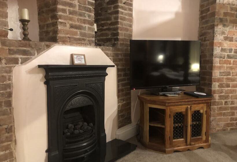 ベッドアンドブレックファースト The Mug House Inn