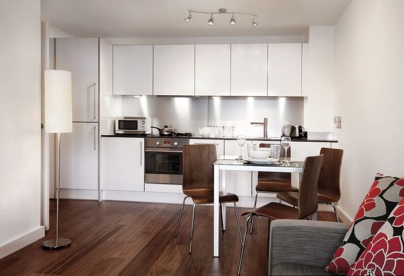 Berkshire Rooms Slough