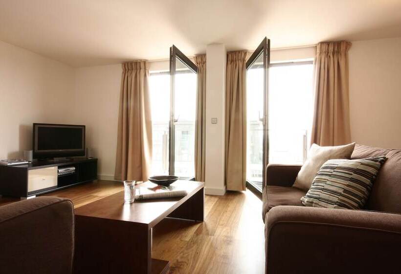 Berkshire Rooms Slough