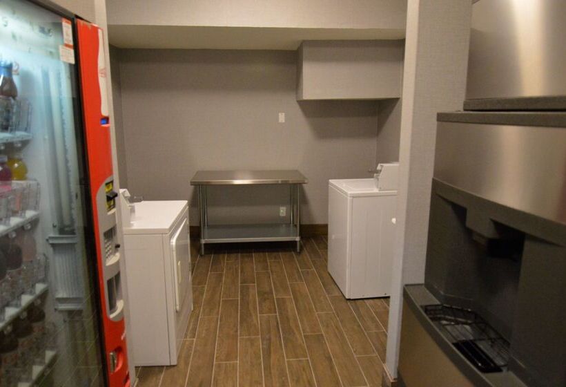 Best Western Plus Liberal Hotel & Suites