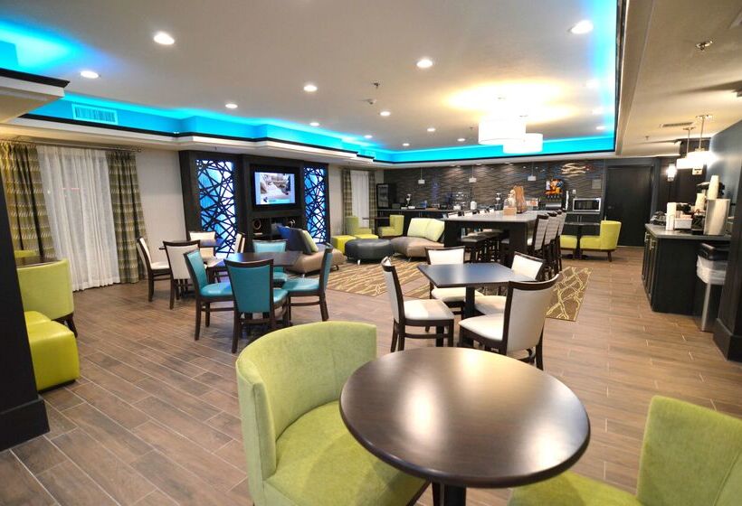 Best Western Plus Liberal Hotel & Suites