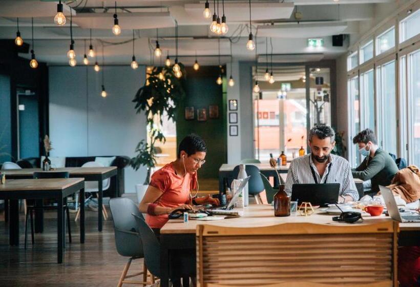 Hostel By Hyve Basel