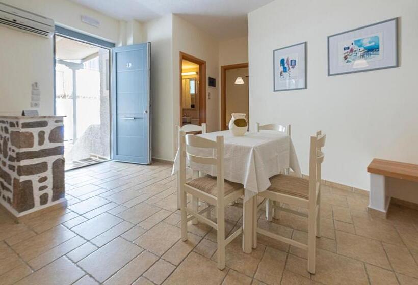 Filoxenia Apartments