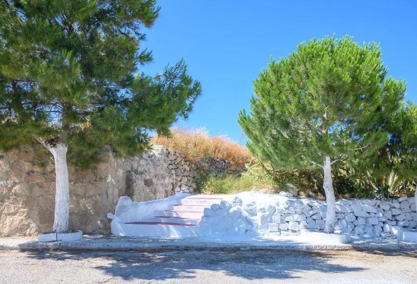 Filoxenia Apartments