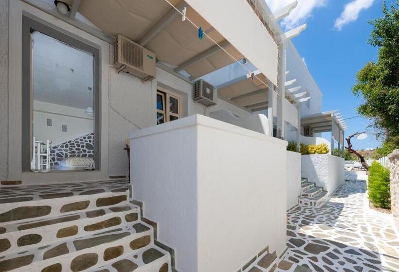 Filoxenia Apartments