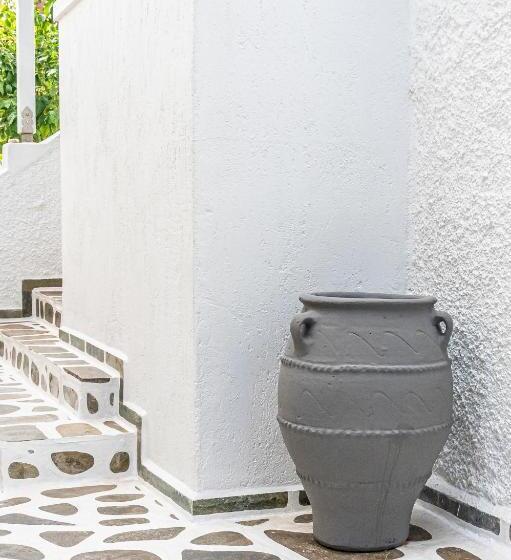 Filoxenia Apartments