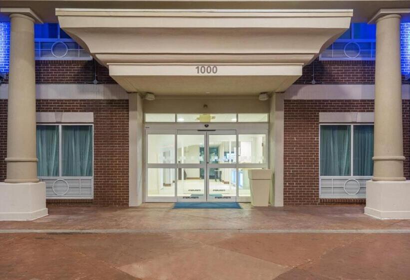 Holiday Inn Express Hotel & Suites Frankfort, An Ihg