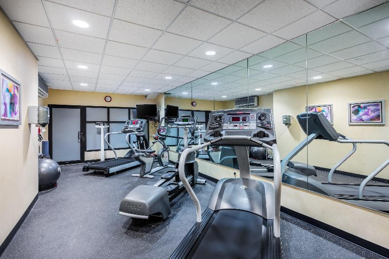 Holiday Inn Express Hotel & Suites North East, An Ihg