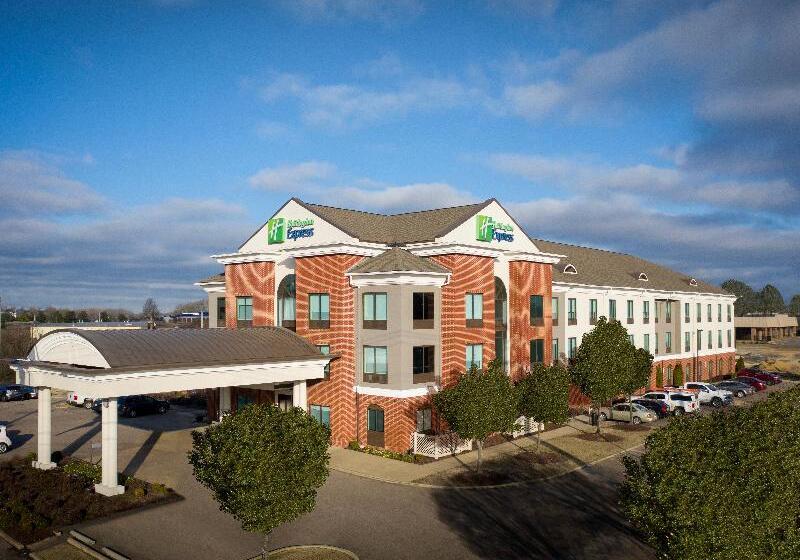 Holiday Inn Express Hotel & Suites Olive Branch, An Ihg
