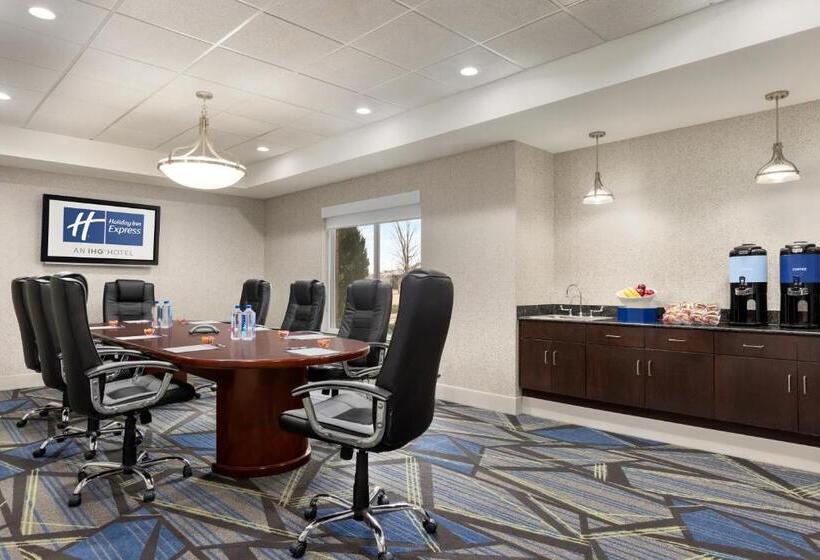 Holiday Inn Express Hotel & Suites Opelika Auburn, An Ihg