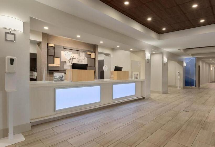 Holiday Inn Express Hotel & Suites Opelika Auburn, An Ihg