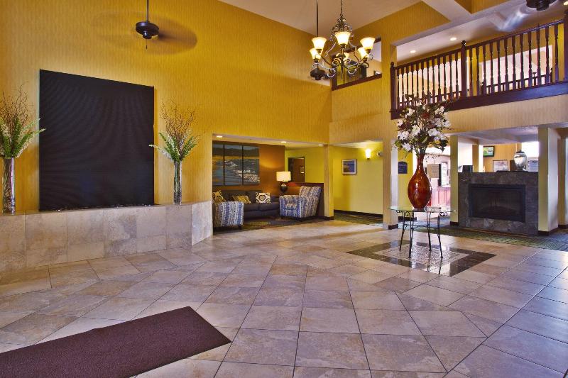 Holiday Inn Express Hotel & Suites Petoskey, An Ihg