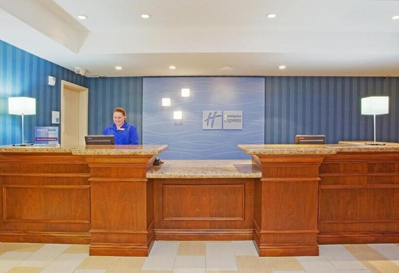 Holiday Inn Express Hotel & Suites Santa Cruz, An Ihg