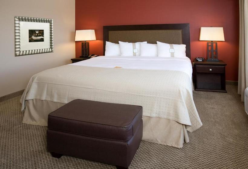 هتل Holiday Inn & Suites Bakersfield, An Ihg