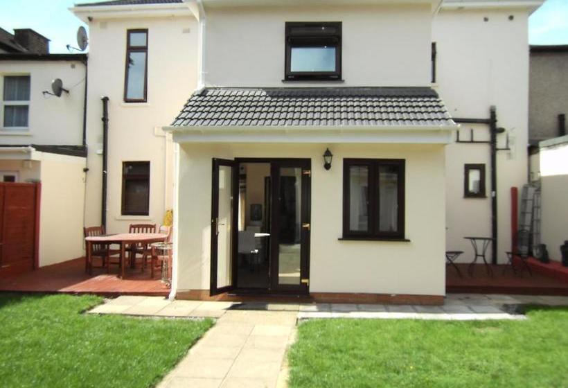 فندق فئة نجمة واحدة Aberdeen Guest House