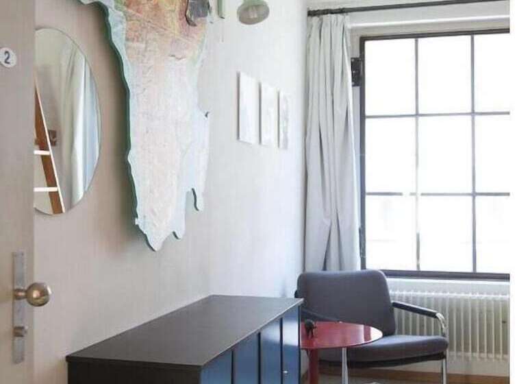 فندق فئة نجمة واحدة Basel Backpack