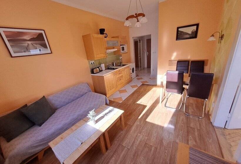 مسافرخانه Pension Sklep Rest