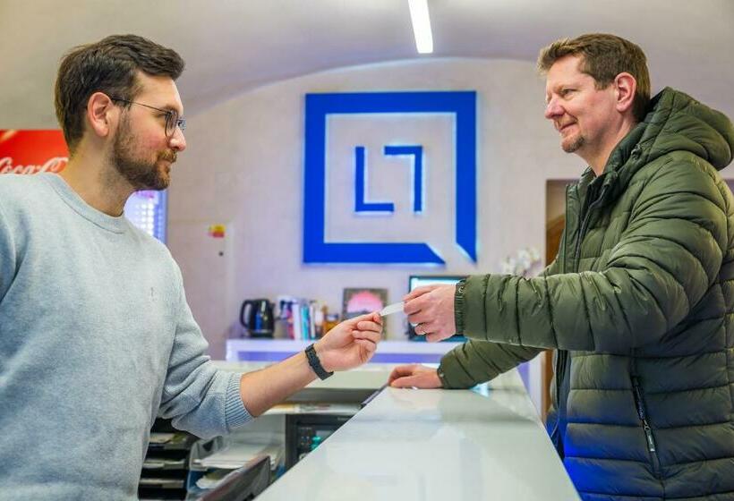 Hostel Little Quarter