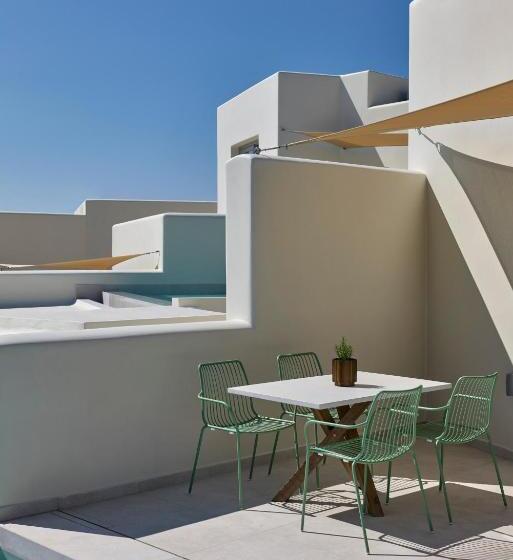 Apanemo Hotel & Suites