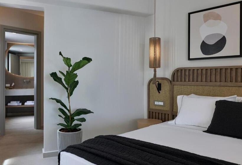 Apanemo Hotel & Suites