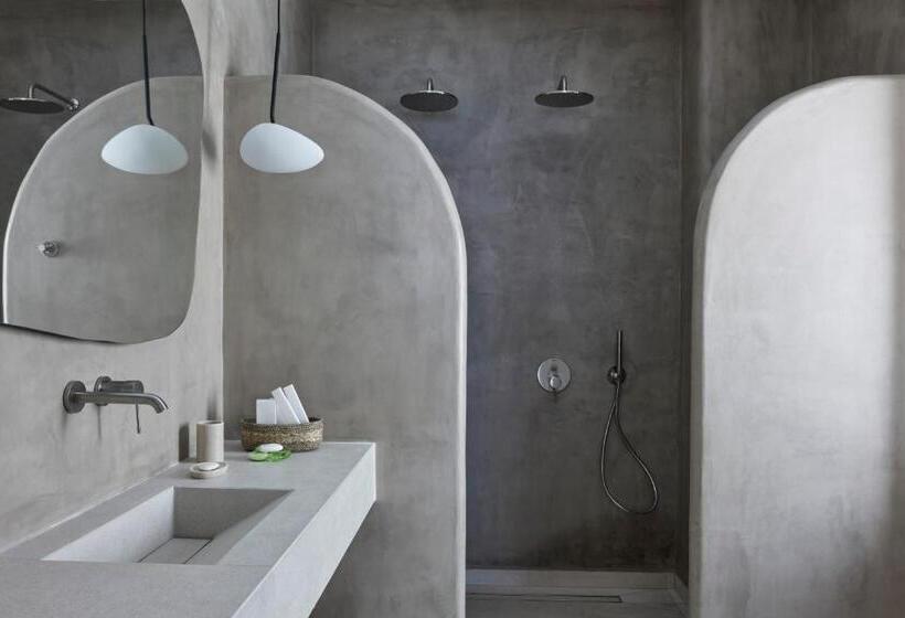 Apanemo Hotel & Suites