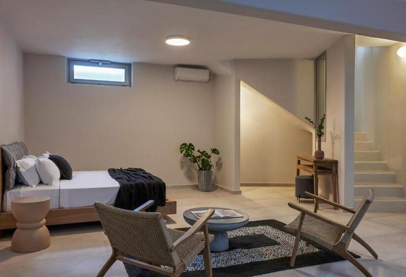 Apanemo Hotel & Suites