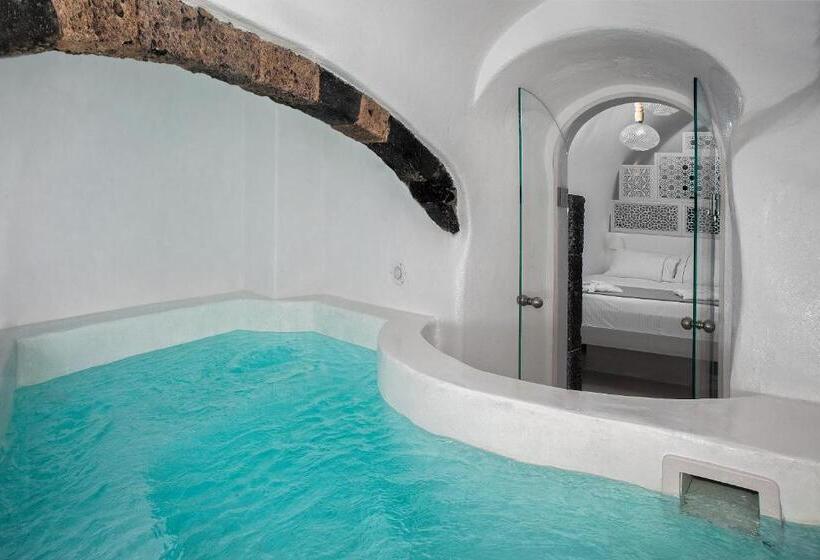 هتل Aperto Suites  Adults Only