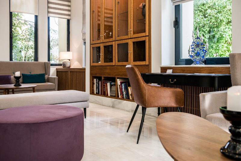 호텔 Avra City Boutique