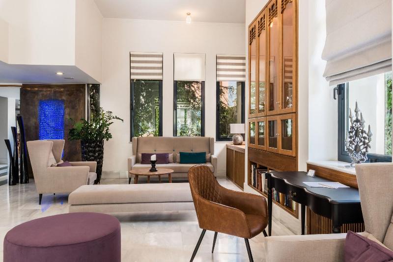 호텔 Avra City Boutique