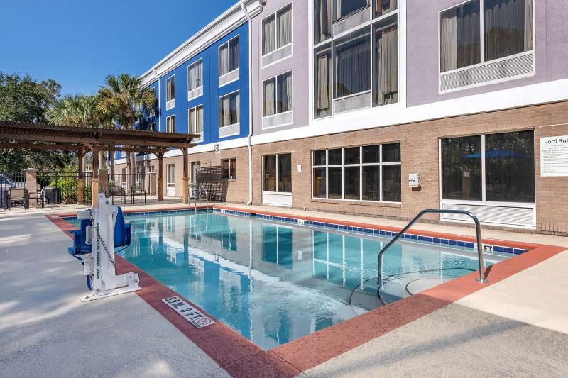 فندق Bw Plus Flagler Beach Area Inn & Suites